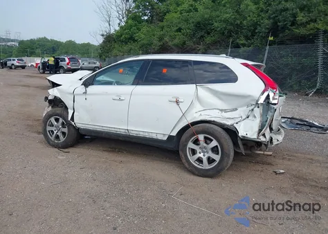 2012 Volvo Xc60 3.2/3.2 Platinum/3.2 Premier/3.2 Premier Plus z USA, uszkodzony, nr VIN YV4940DZXC2323904